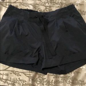 Lululemon black shorts